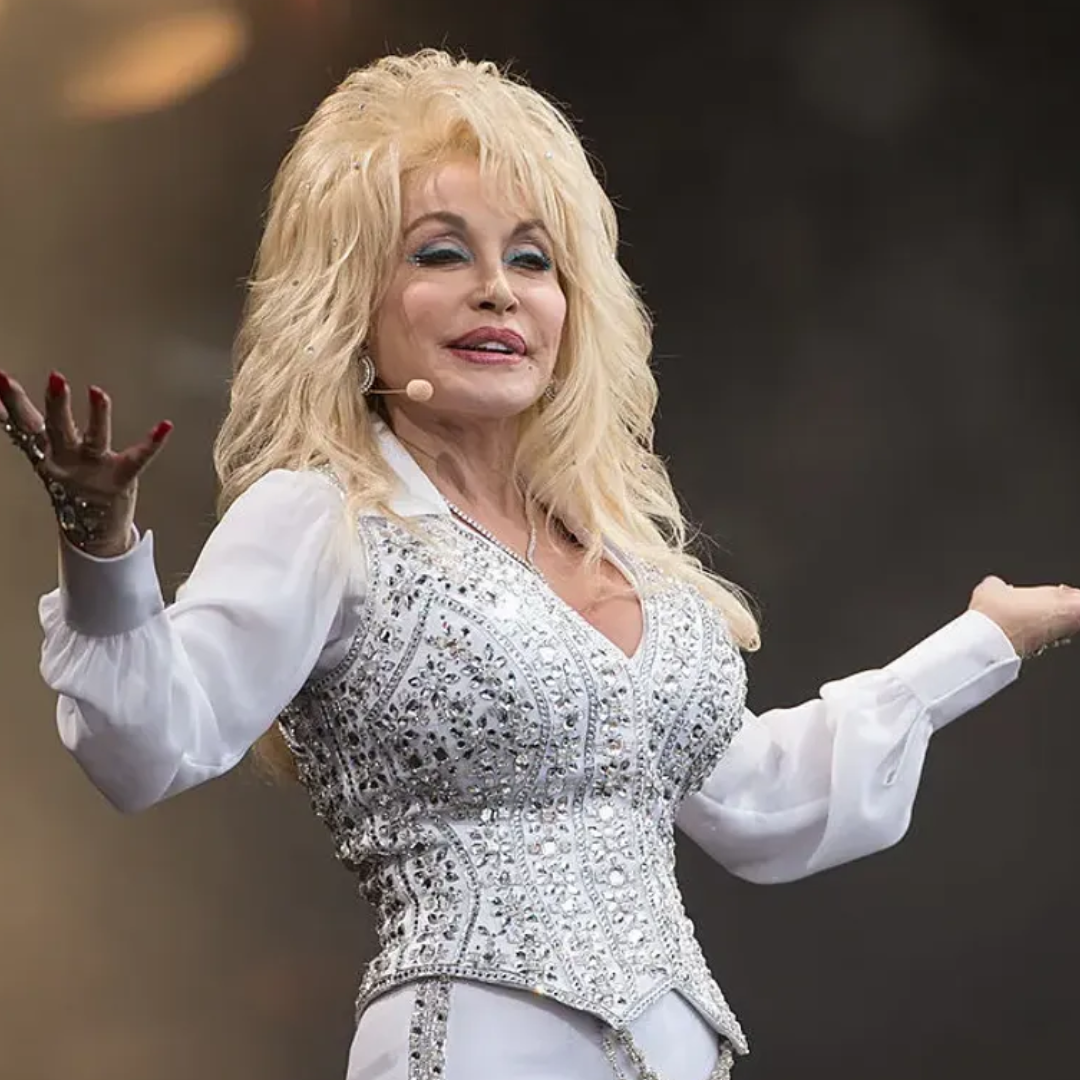 Dolly Parton Delivers Legendary “We Are the Champions” Cover for the